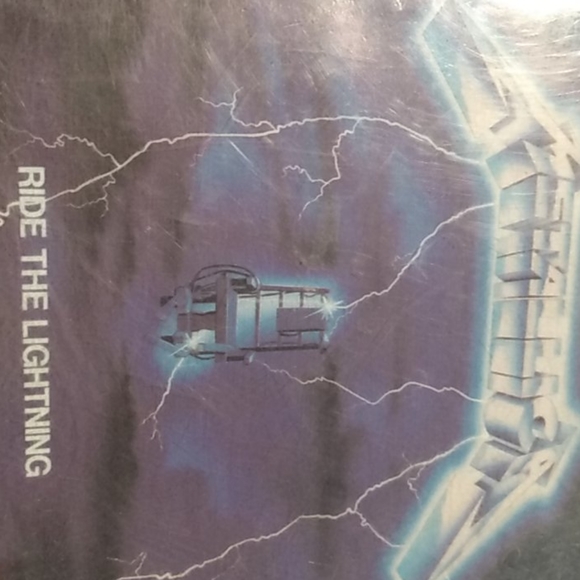 Metallica cds - Picture 7 of 8